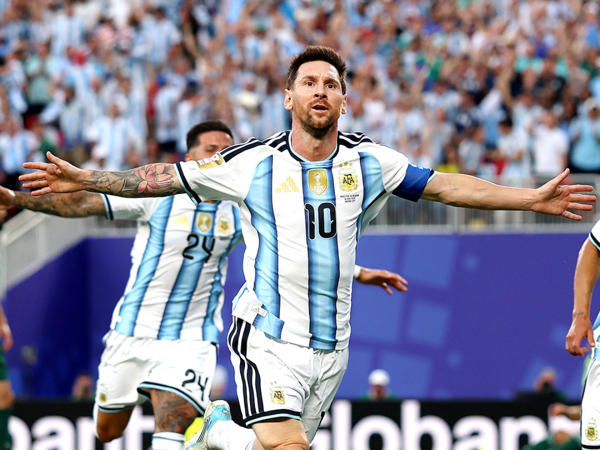 Messi se transforma no maior artilheiro da história das Copas com hat-trick na estreia